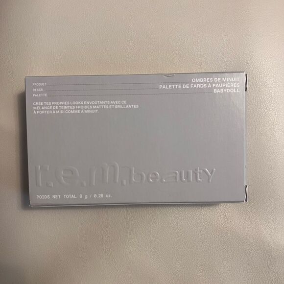 r.e.m. beauty- Midnight Shadows Palette in Baby Doll - Picture 5 of 6